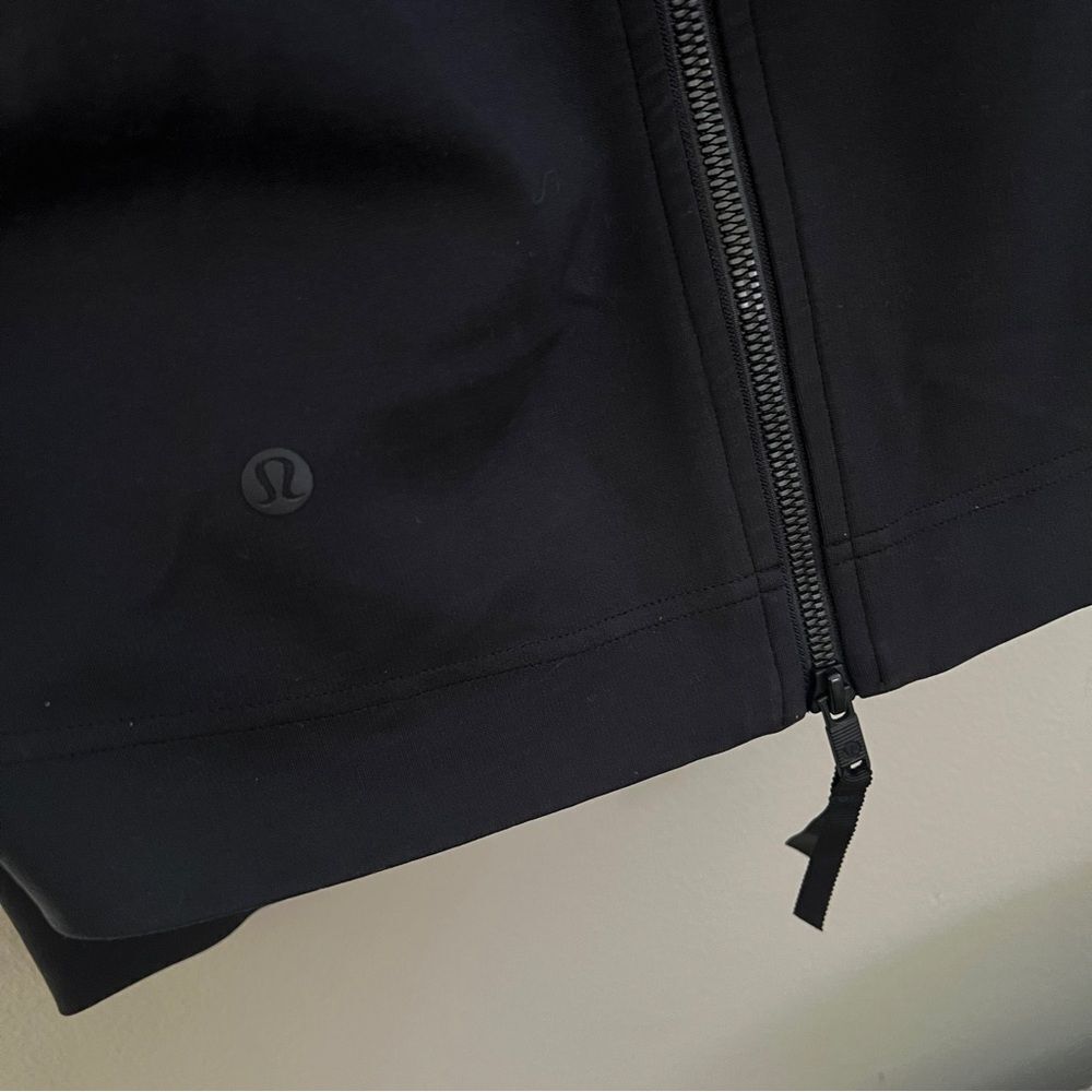 Lululemon City Trek Jacket Womens 4 Black Long Sleeve Full-Zip Stretch Active - Picture 6 of 8